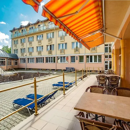 Hungarospa Thermal Отель Хайдусобосло