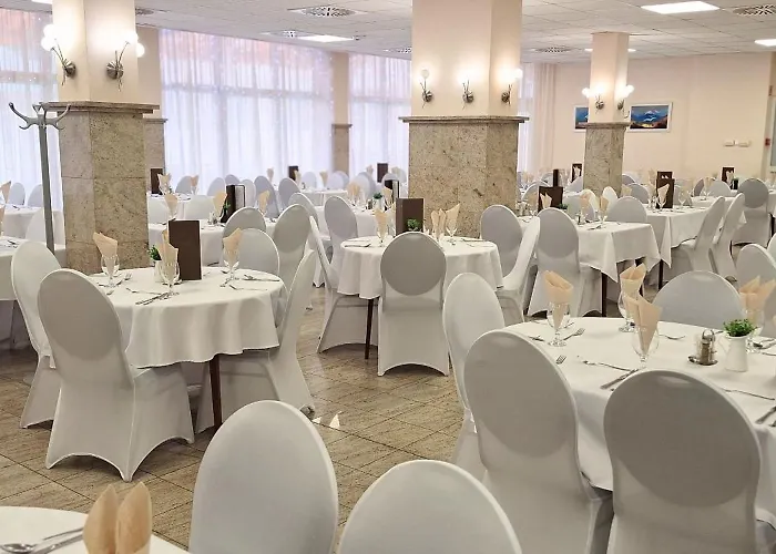 Hungarospa Thermal Отель Хайдусобосло